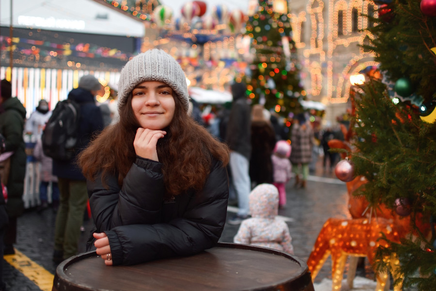 Jak mladí lidé vnímají Vánoce: zklidnění s rodinou, ale i stres a negativní emoce